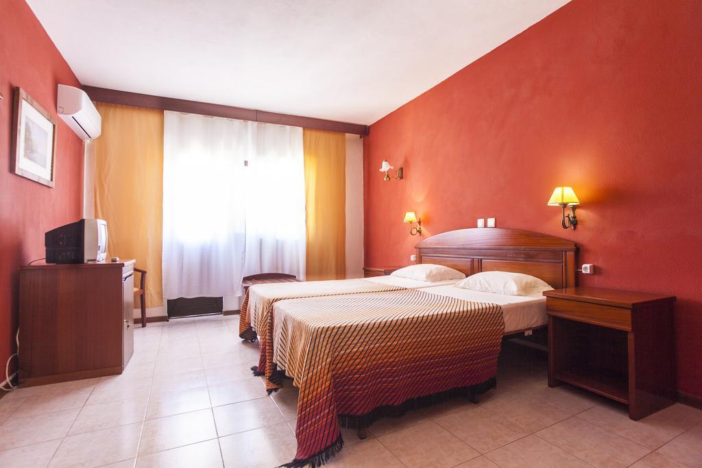 Hotel Central Sal Santa Maria Extérieur photo