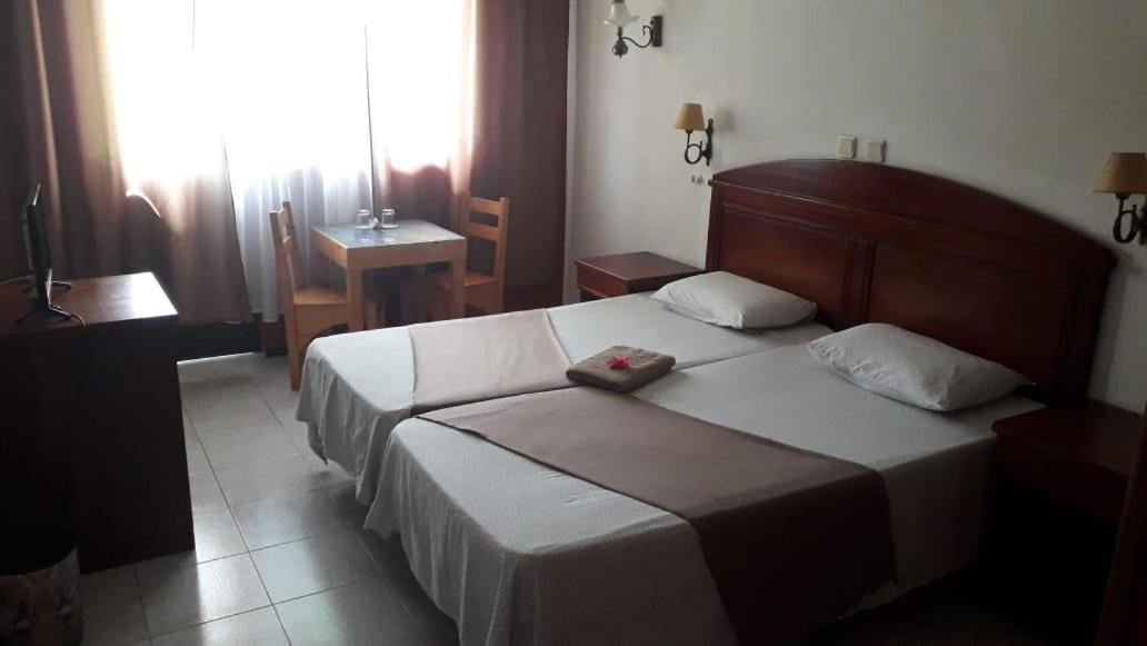 Hotel Central Sal Santa Maria Extérieur photo